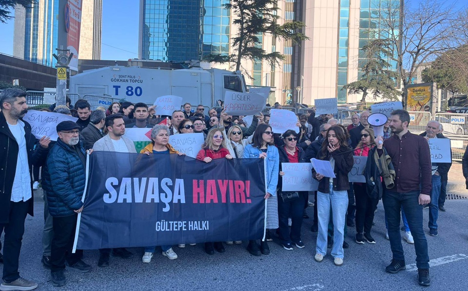 CHP Kağıthane Örgütü’nden “Savaşa Hayır” Yürüyüşüne Destek