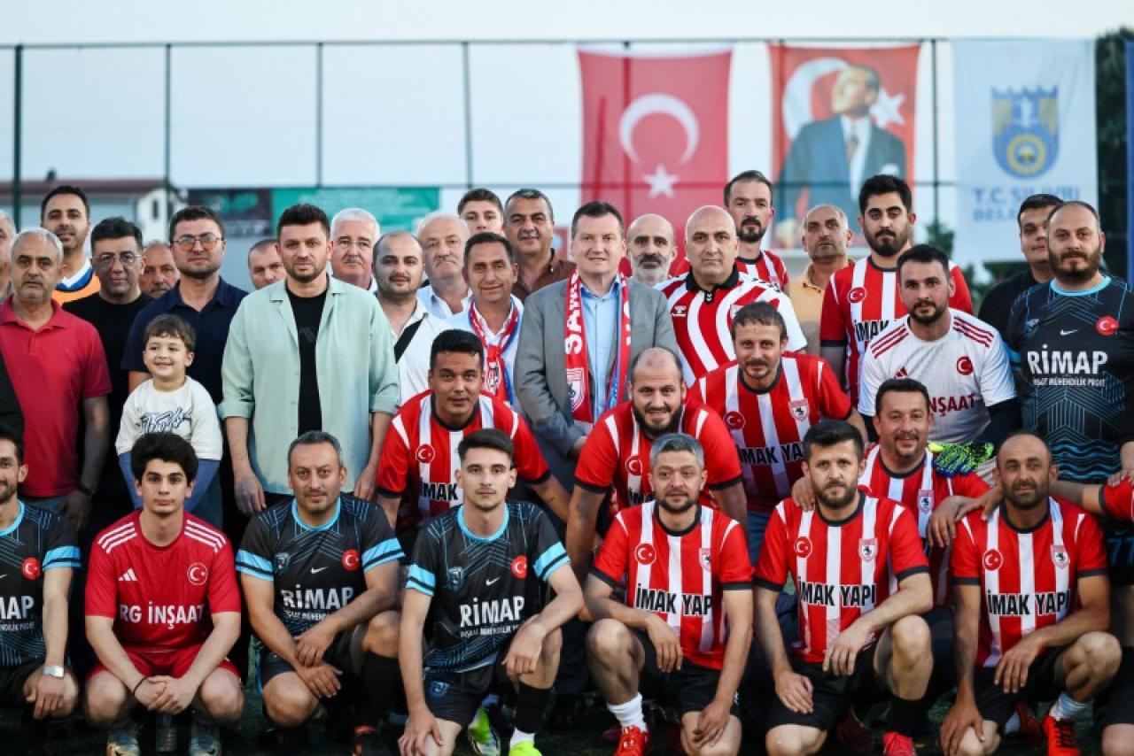 Başkan Balcıoğlu, İrfan Ermiş adına düzenlenen futbol turnuvasına katıldı