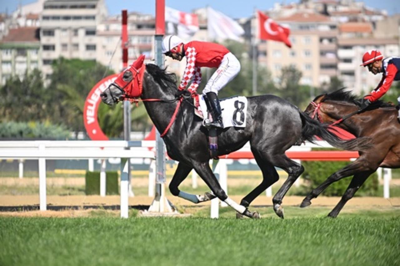 Sait Akson Koşusu’nu Rabovo kazandı