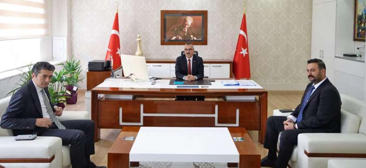 YENİ ATAŞEHİR KAYMAKAMINA HAYIRLI OLSUN ZİYARETİ