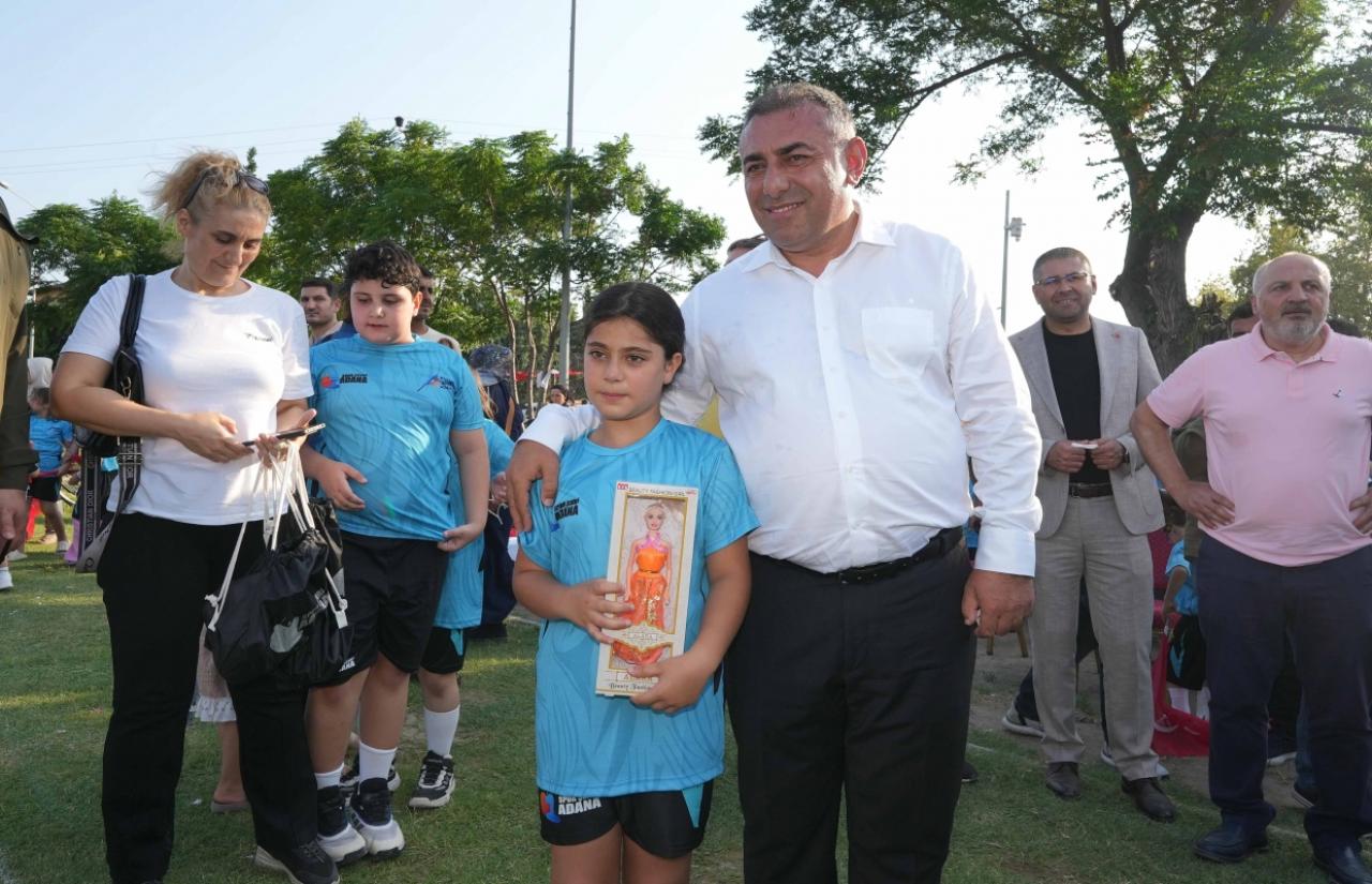 Adana Büyükşehir Belediyesi Yaz Spor Okulları Açıldı