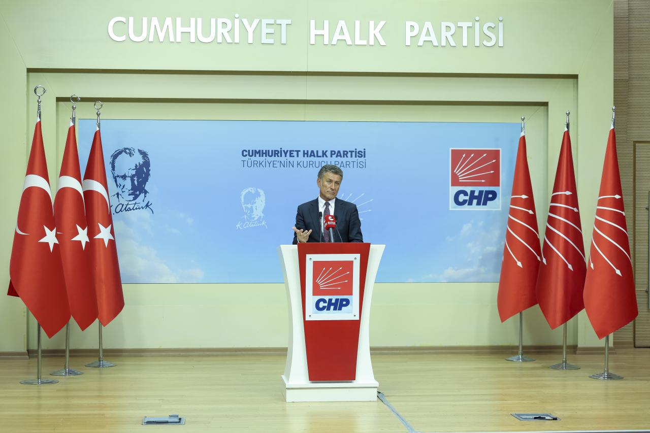 Orhan Sarıbal: “Tarım İthalata, Çiftçi Borca, Tüketici Zamma Mahkûm Edildi”