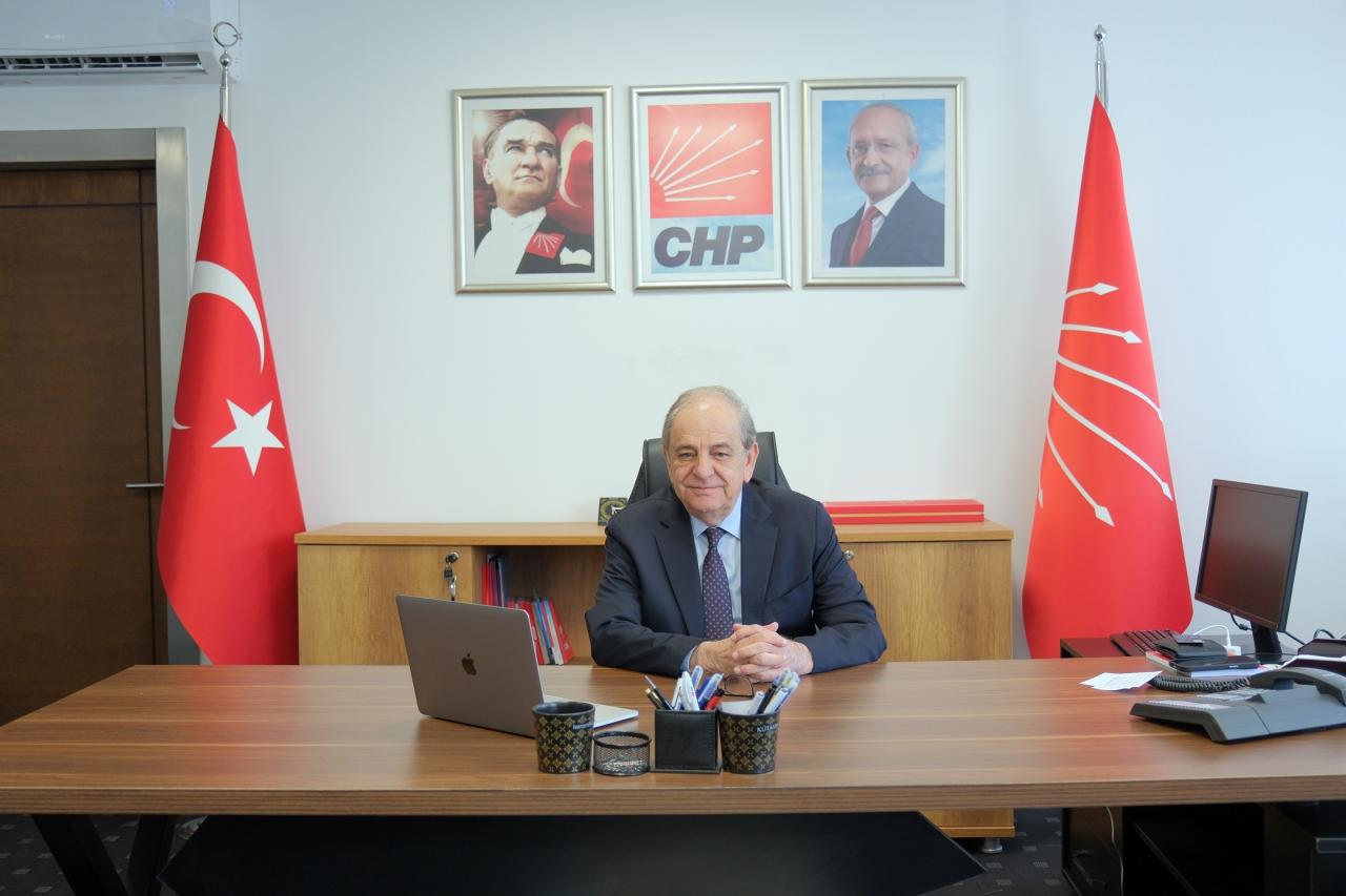 Rıfat Turuntay Nalbantoğlu: 
