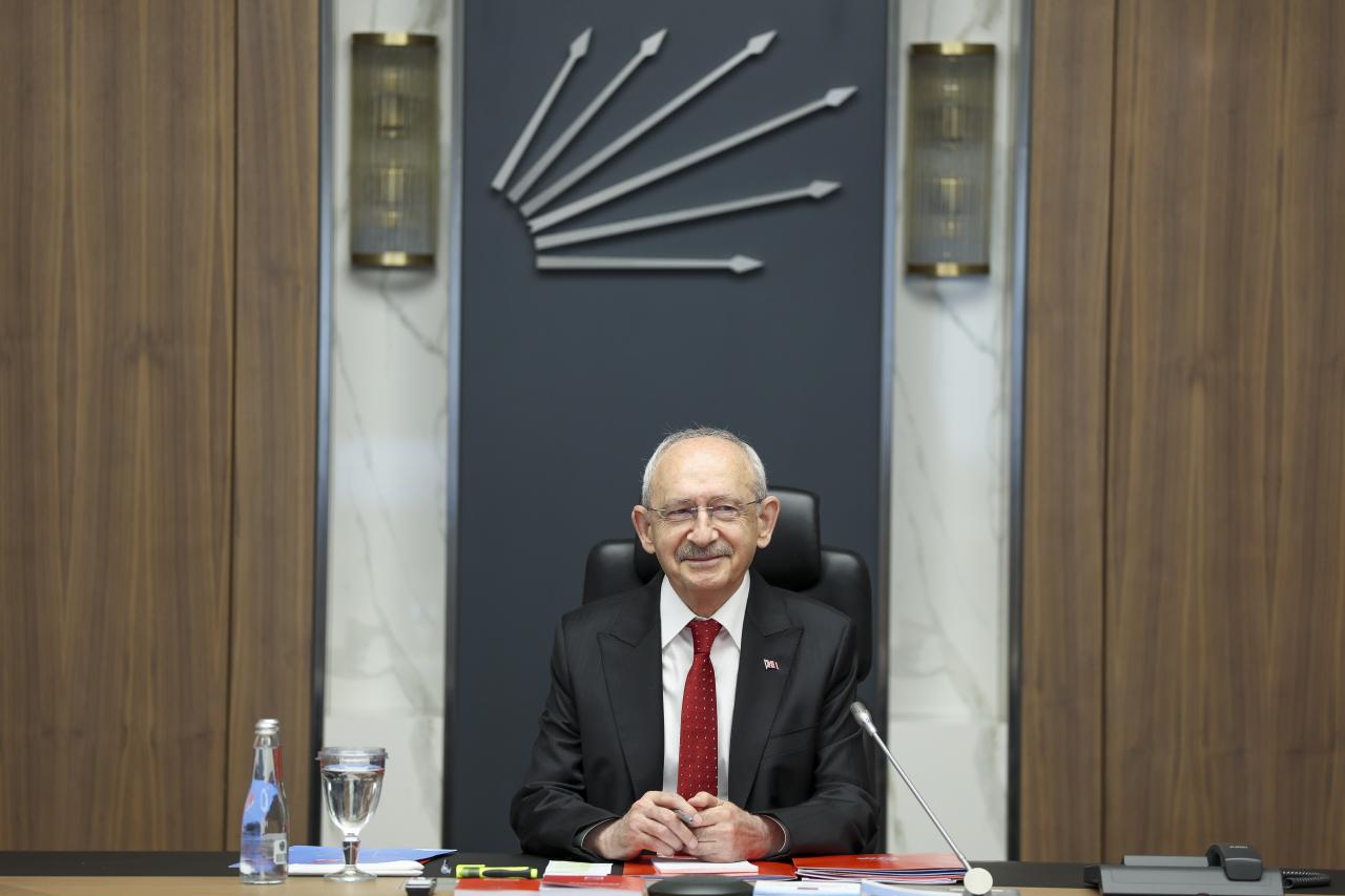 CHP Lideri Kemal Kılıçdaroğlu’ndan YKS Mesajı: “Bir Sınav Sonucu Geleceğinizi Belirlemez, Hayallerinizden Vazgeçmeyin”