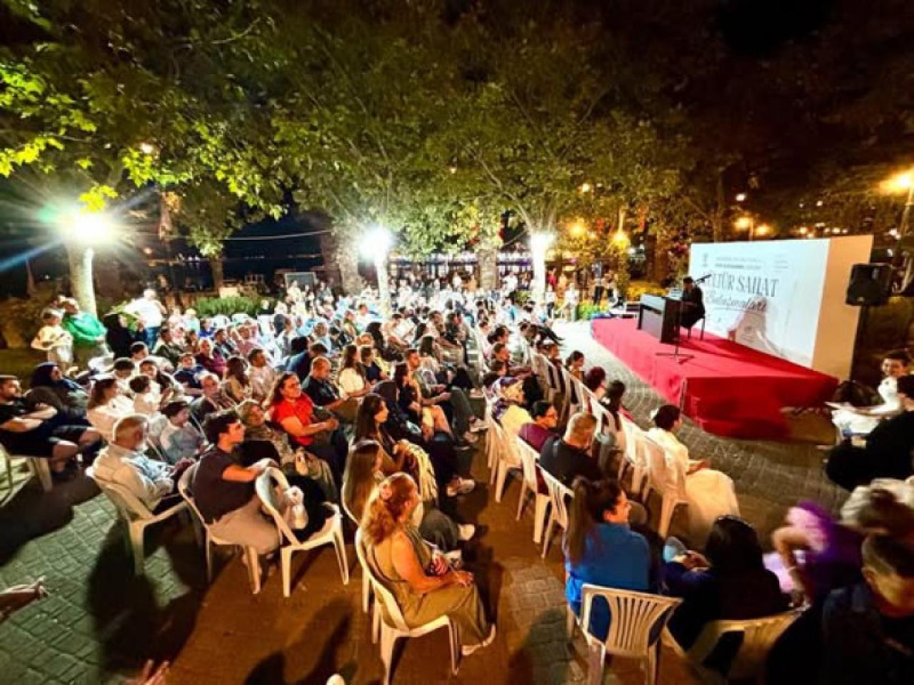 Genç Yeteneklerden Sanat Parkı’nda Piyano Resitali