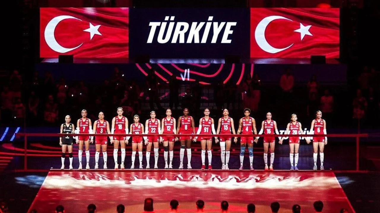 Cumhuriyet Halk Partisi Genel Başkanı Kemal Kılıçdaroğlu'ndan Filenin Sultanları'na Tebrik Mesajı