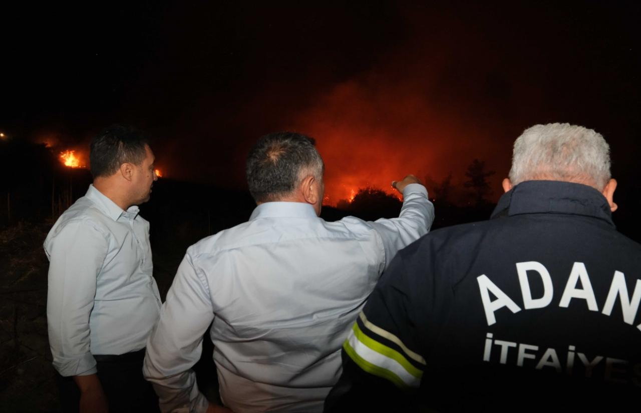 Kozan, İmamoğlu ve Aladağ’daki Yangınlara Müdahale Eden Büyükşehir Ekiplerinin Teyakkuz Hali Sürüyor.