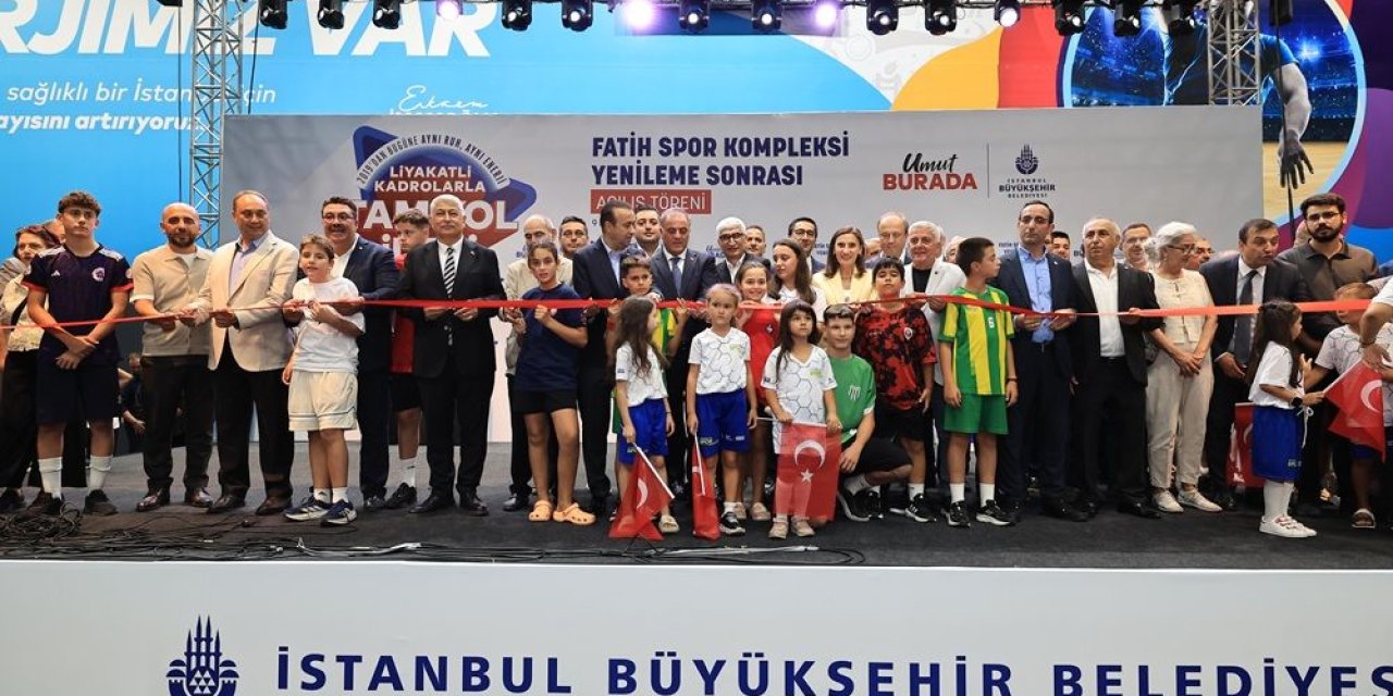 Yenilenen İBB Fatih Spor Kompleksi Hizmete Açıldı