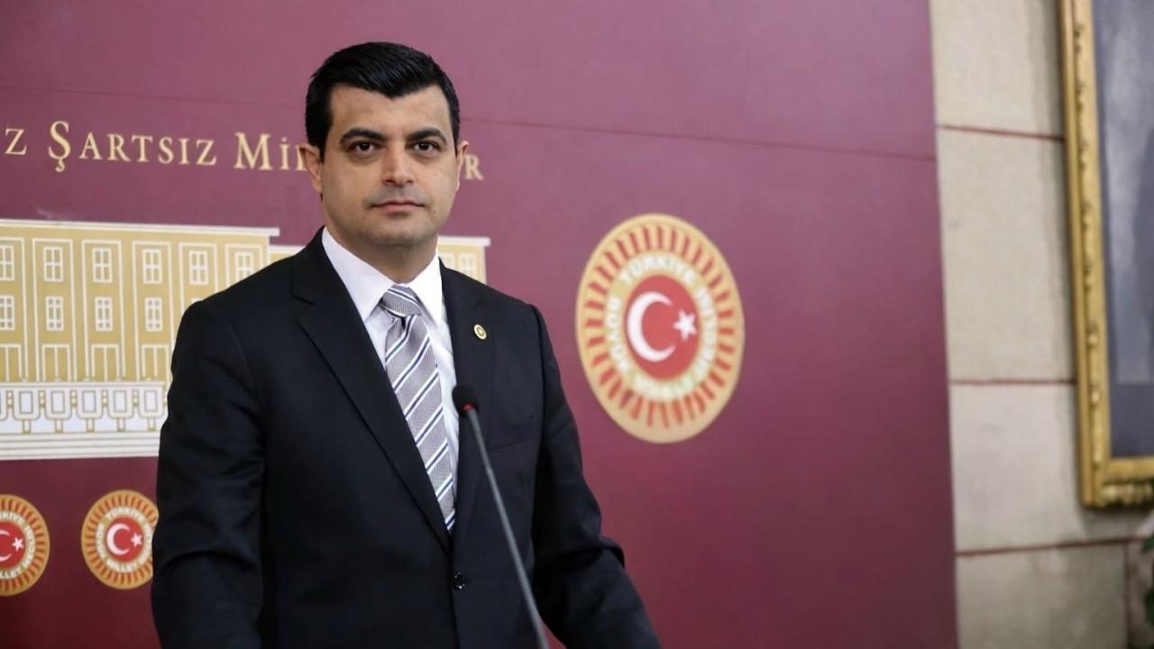 Deniz Demir: “Sayın Kemal Kılıçdaroğlu Demokrasinin Tıkanan Damarlarını Açan Birleştirici Bir İradenin Simgesidir”