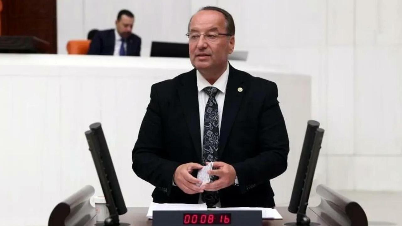 Cevdet Akay'dan, SPK Başkanının İstifası, Hazine Bakan Yardımcısının Emekliliğine Tepki: 