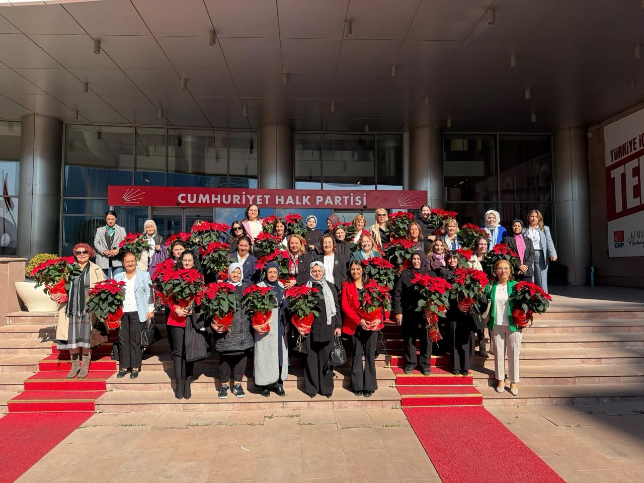 Ayten Gülsever Kadın Muhtarlarla Buluştu: Muhtarlar Yerel Kararlarda Söz Sahibi Olmalı