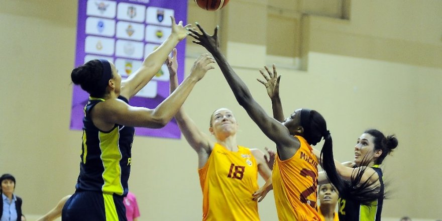 Kadınlar Basketbol Süper Ligi: Galatasaray: 49 - Fenerbahçe: 57
