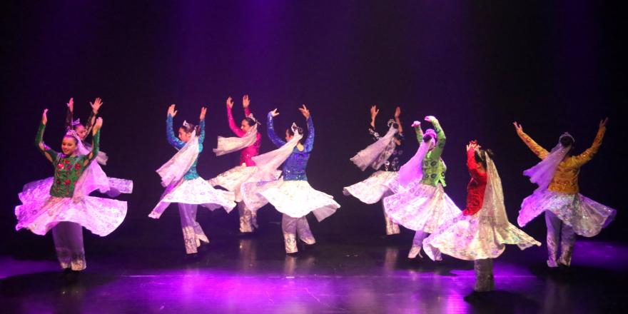 ATAŞEHİR GELECEĞİN SANATÇILARINI YETİŞTİRİYOR