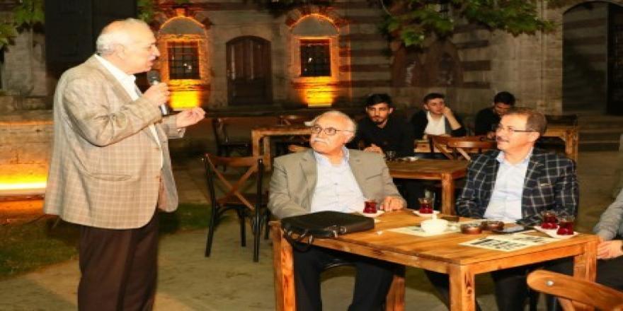 Bestami Yazgan ile Doyumsuz Ramazan Sohbeti