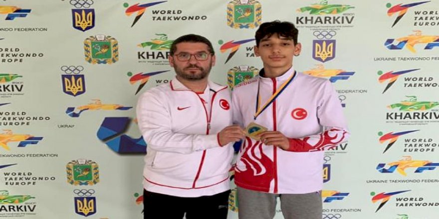 TEKVANDONUN ‘ALTIN ÇOCUĞU’ BAYRAMPAŞA’DAN ÇIKTI