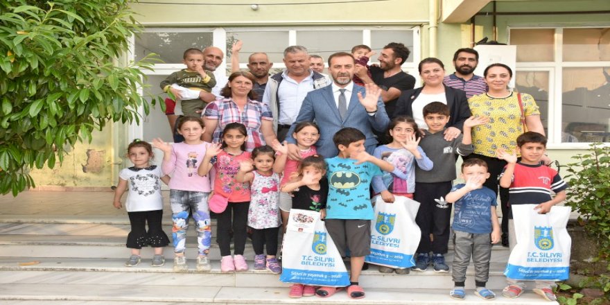 SİLİVRİ’DE 20 BİN ÇOCUĞA BAYRAM KIYAFETİ