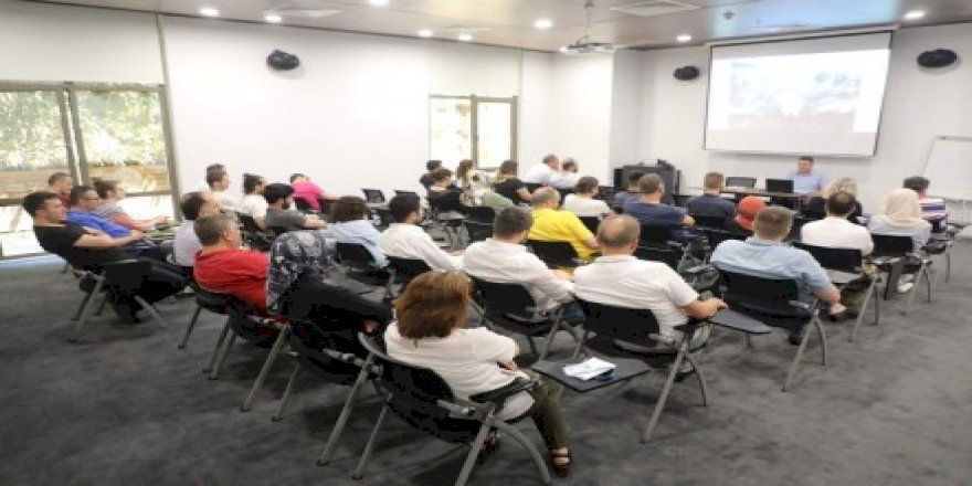 Eyüpsultan Belediyesi personeline “Sıfır Atık Eğitimi”