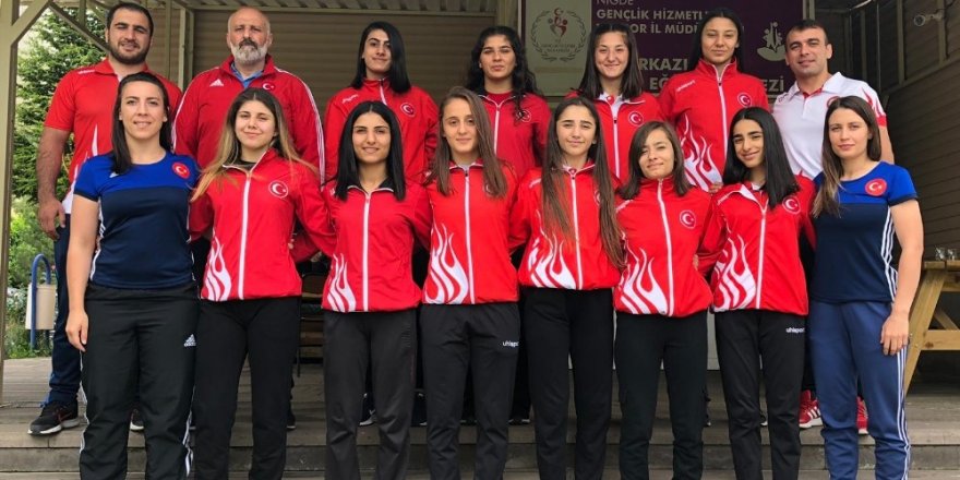 Yıldızlar Güreş Şampiyonası Başlıyor