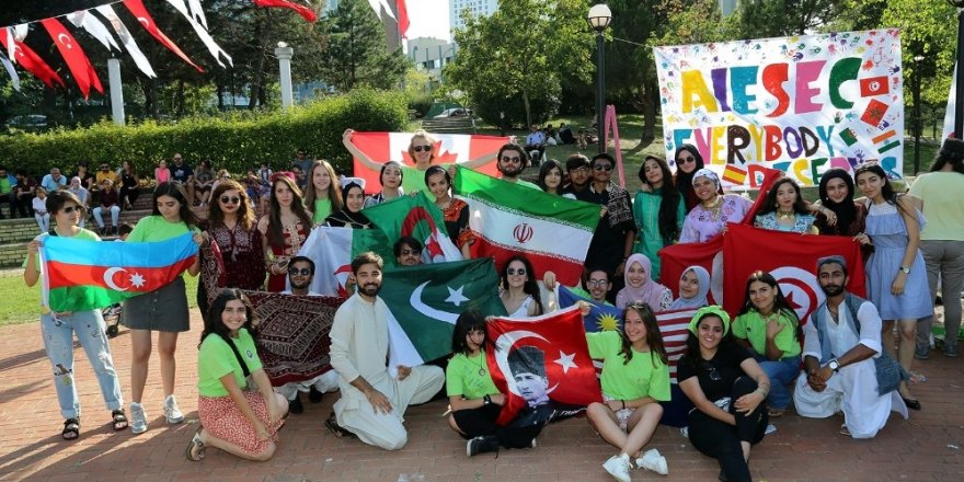 ATAŞEHİR BELEDİYESİ’NDEN ’ULUSLARARASI YAZ OKULU FESTİVALİ’