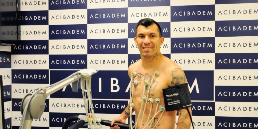 Beşiktaş’ta Gary Medel Ve Enzo Roco Sağlık Kontrolünden Geçti