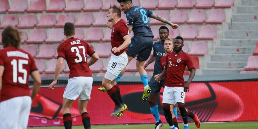 Trabzonspor Umutlarını Evine Taşıdı
