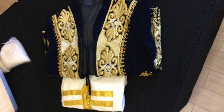 Yöresel Kıyafete Emdirilmiş 16 Kg Afyon Sakızı Ele Geçirildi