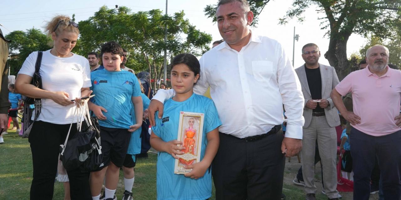 Adana Büyükşehir Belediyesi Yaz Spor Okulları Açıldı