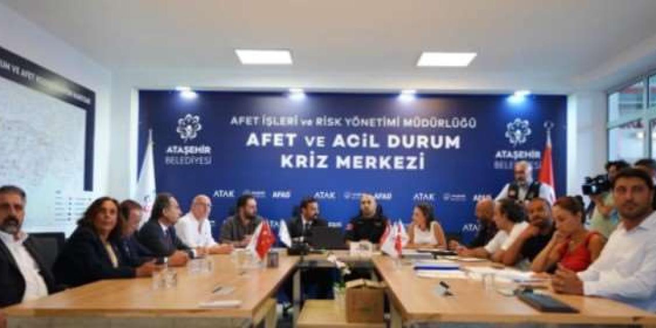 ATAŞEHİR’DE 17 AĞUSTOS DEPREMİ’NİN 27. YILINDA ANMA VE FARKINDALIK BULUŞMASI