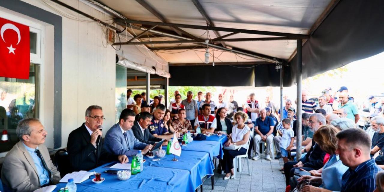Danamandıra Mahallesi’nde Halk Toplantısı Gerçekleştirildi