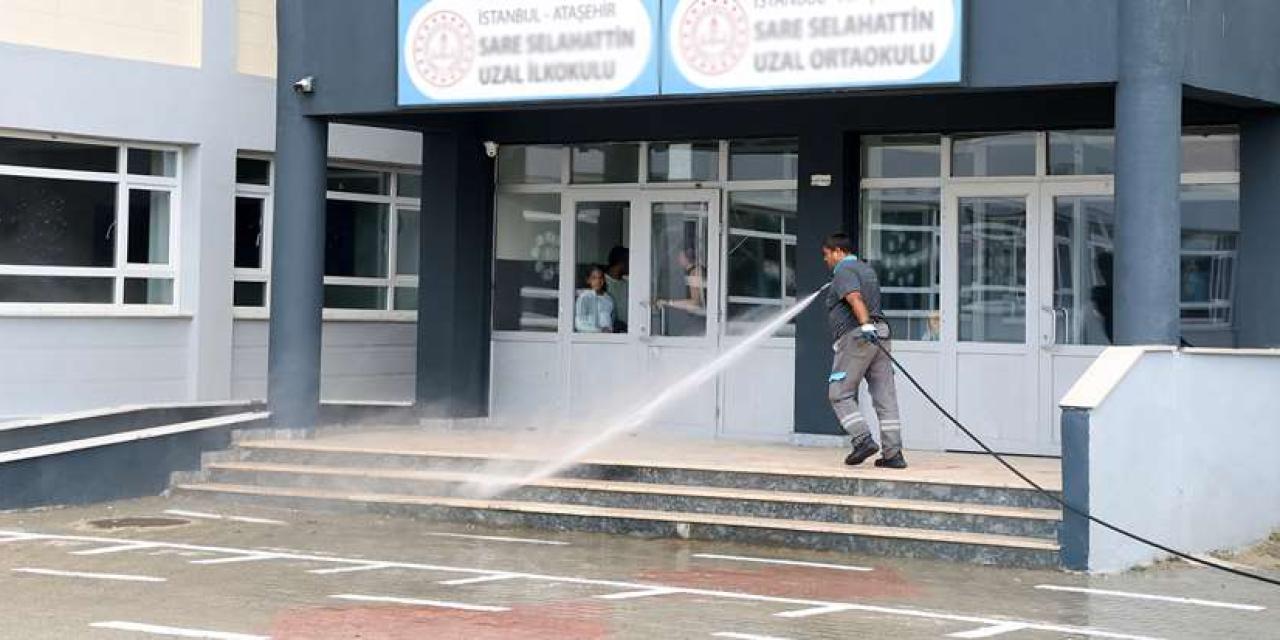 OKULLAR TEMİZLENEREK YENİ EĞİTİM DÖNEMİNE HAZIRLANIYOR