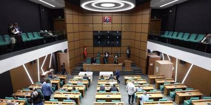 Üsküdar’da dengeler değişti: Başkan vekilliğini AK Parti adayı kazandı