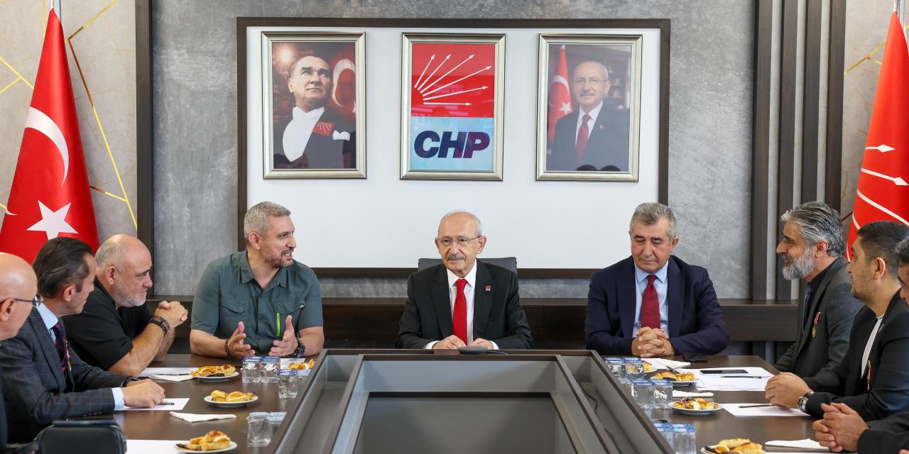 CHP Genel Başkanı Kemal Kılıçdaroğlu, Gaziler Günü Dolayısıyla Gazilerle Bir Araya Geldi