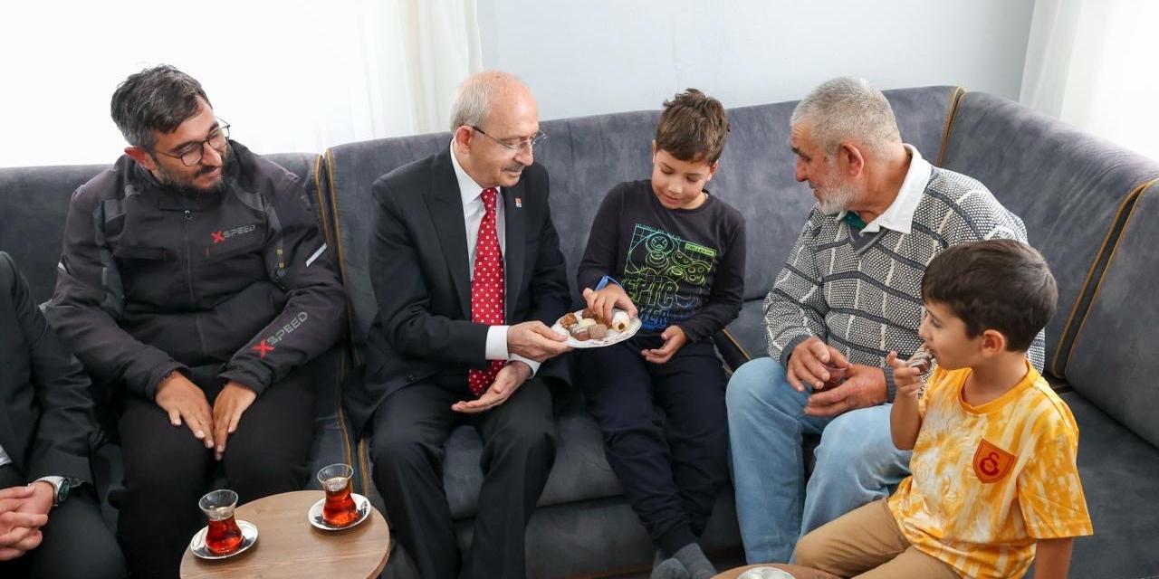 CHP Genel Başkanı Kemal Kılıçdaroğlu, Özvarlı Ailesine Konuk Oldu