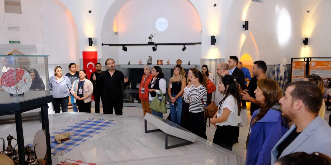 25 Belediyenin Temsilcileri Adana’da Bir Araya Geldi