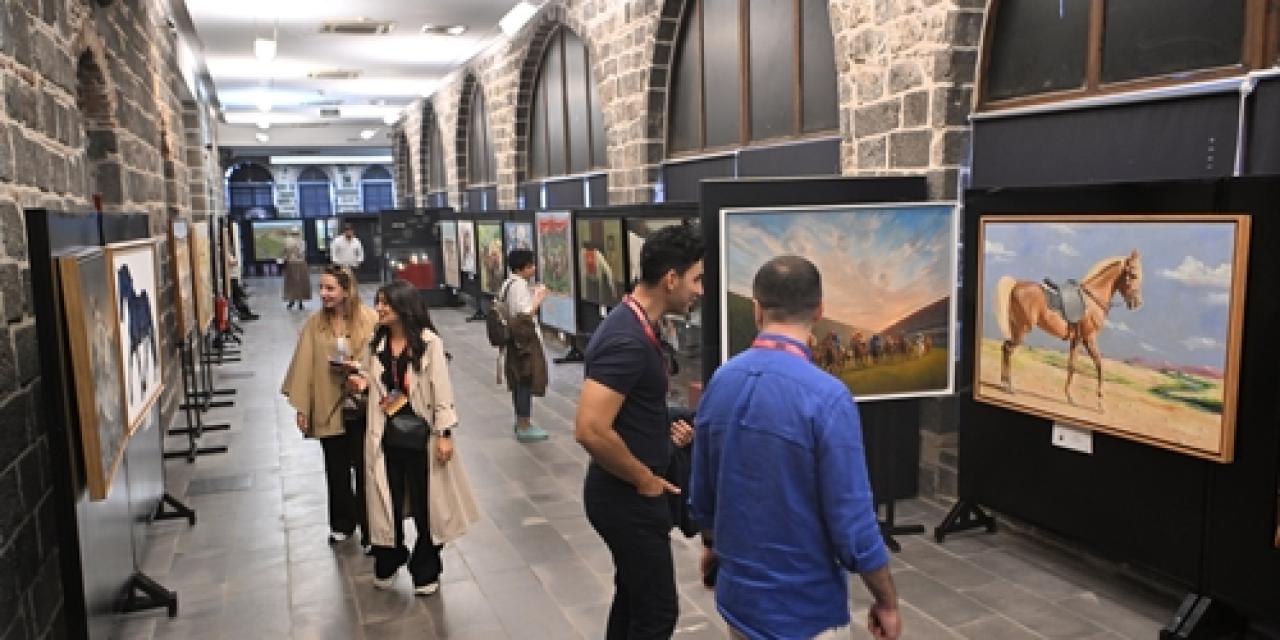 TJK 13. Resim Yarışması Sergisi Diyarbakır Kültür Yolu Festivali’nde açıldı