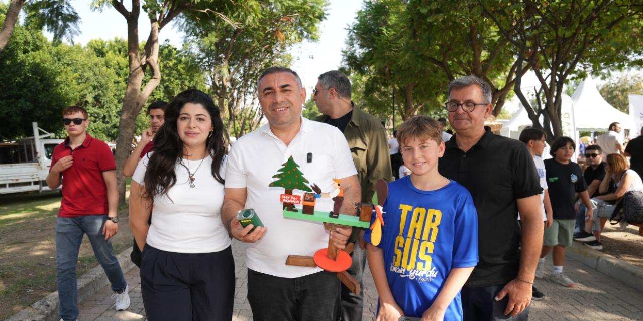 Lezzet Festivali'nde Büyükşehir'den Öğrencilere Kebap İkramı