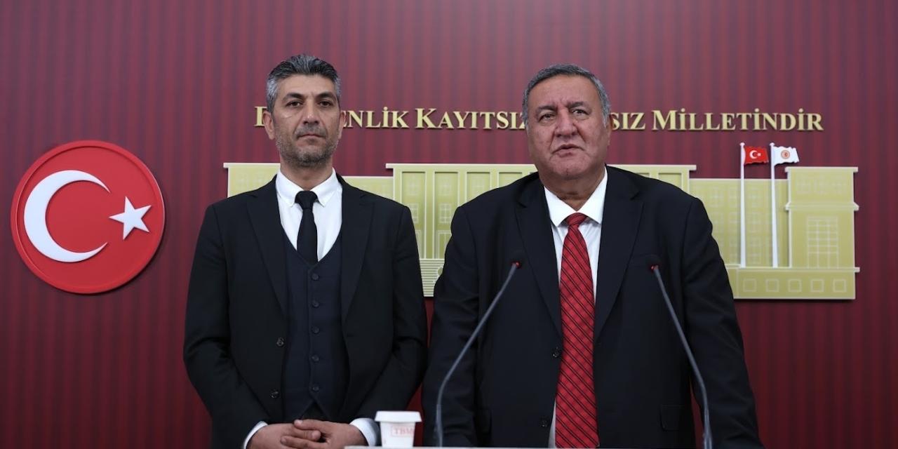 Ömer Fethi Gürer: 