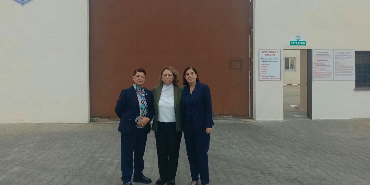Müzeyyen Şevkin, Jale Nur Süllü ve Suzan Şahin’den Silivri’de Tutuklu Belediye Başkanlarına Ziyaret