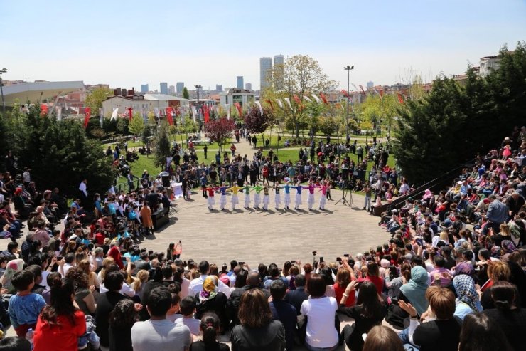Ataşehir’de Çinli çocukların 23 Nisan coşkusu