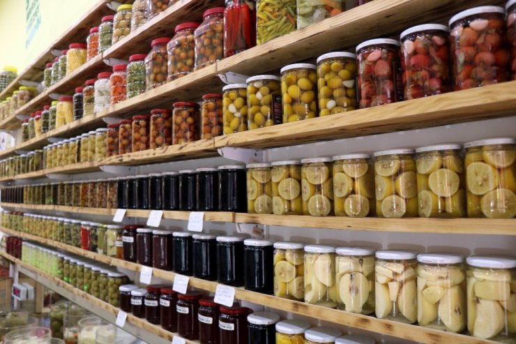 İcradan satılık turşu