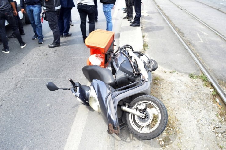 Güngören’de motosikletli kuryeye tramvay çarptı