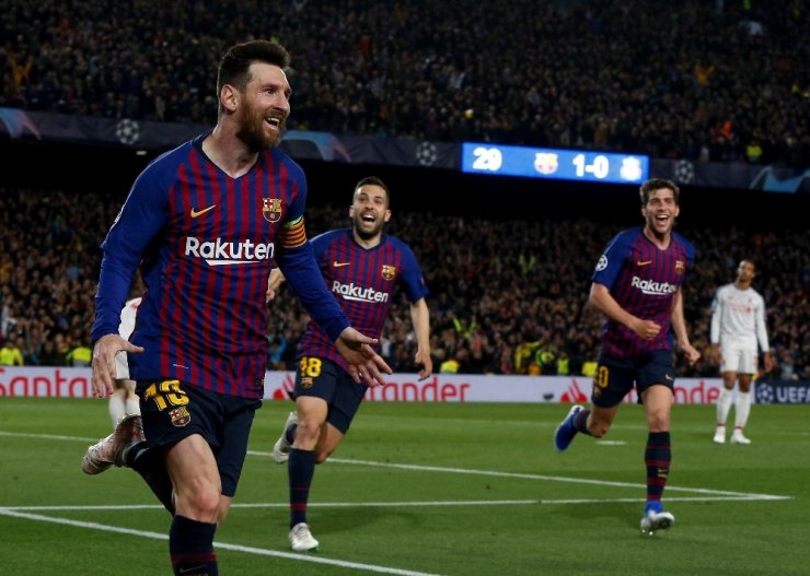 Barcelona final kapısını araladı