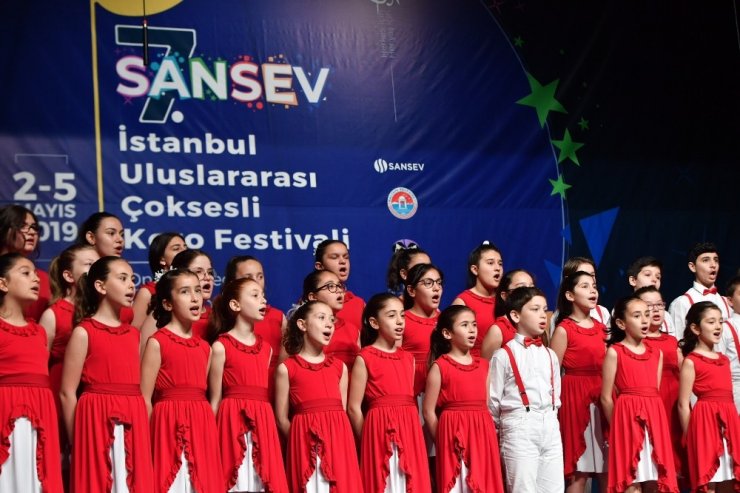 Festivade, 25 şehirden 116 koro Maltepe’de buluştu