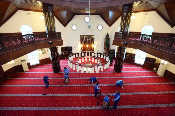 Bağcılar’da ibadethaneler Ramazan Ayı öncesi temizlendi