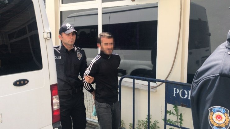 Kağıthane'de 16 Yıl Önce Öldüren Babalarının Katilini Öldüren Şüpheli Yakalandı