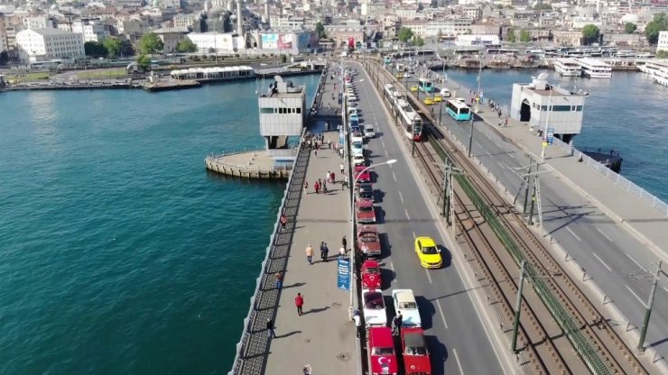 Galata Köprüsü’nde 100. Yıla Özel Şov