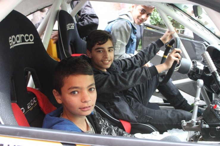 Eyüpsultan’da Yarış Arabaları İle Buluşması