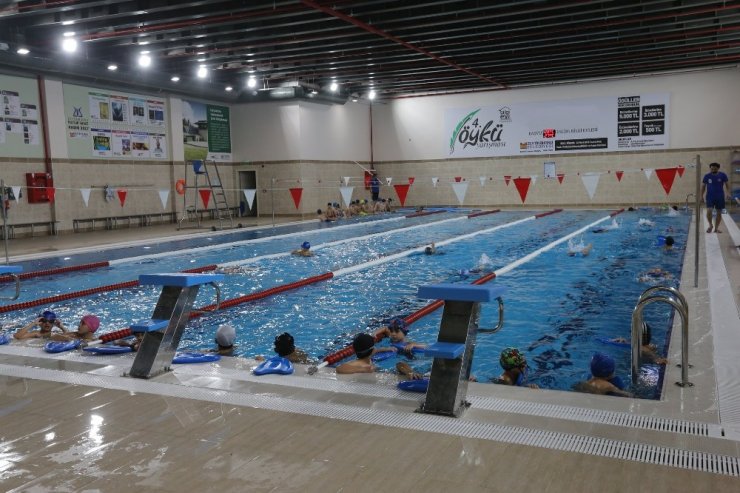 Engelli vatandaşlara havuz hizmeti
