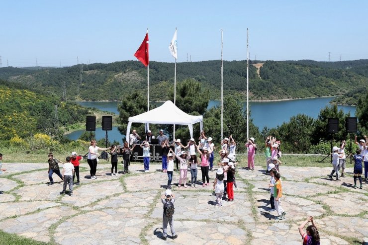 Sultangazi’de 45 takımdan bin 157 öğrenci kıyasıya mücadele etti