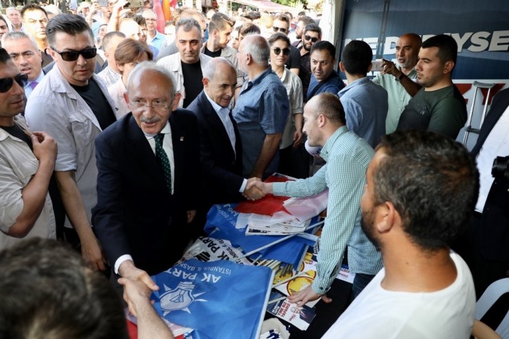 CHP Lideri Kılıçdaroğlu Büyükçekmecelilerle buluştu